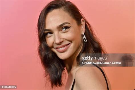 9.147 Gal Gadot Fotos und hochauflösende Bilder